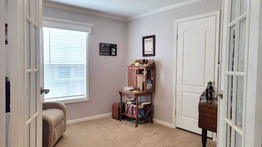 312 Siberian Cypress Circle a Winter Haven, FL Mobile or Manufactured Home for Sale